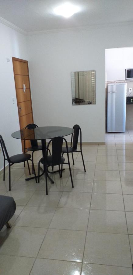 Apartamento No Canto Do Forte, Wi-Fi, Estacionamento Gratuito E Churrasqueira Praia Grande  Exterior foto